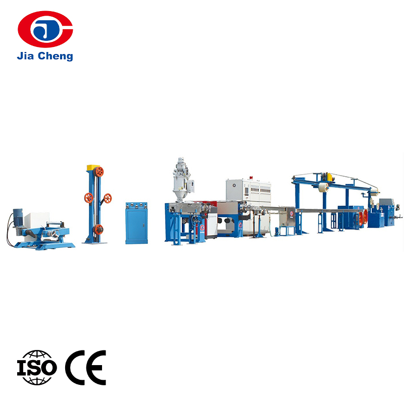 Linie de extrudare prin cablu de spumare chimică Linie de extrudare prin cablu de spumare chimică